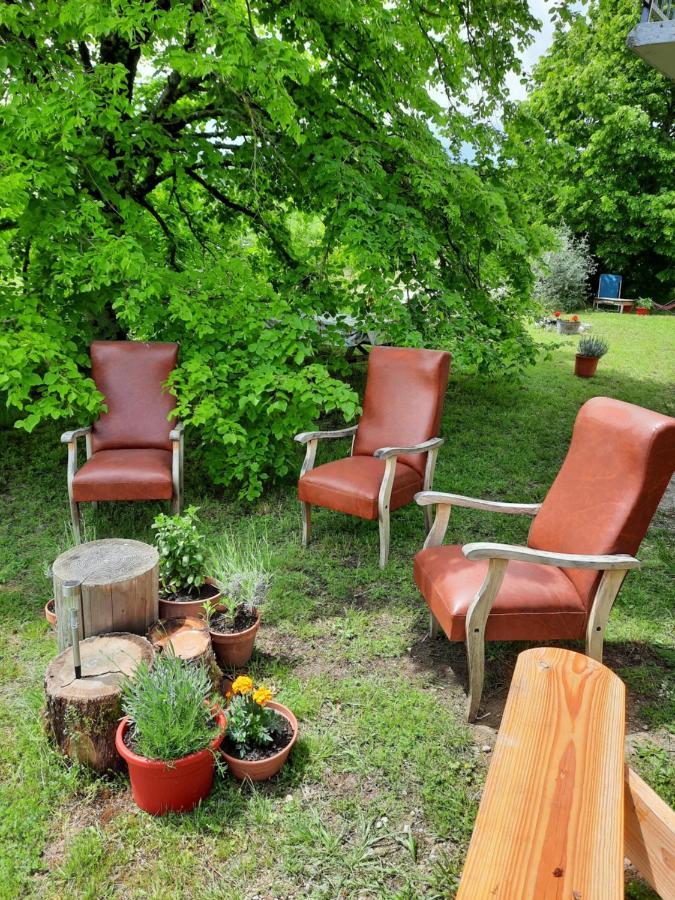 Les Coteaux De Planeze, Maison Et Jardin Dans Le Lot! Chambres Chez L'Habitant! Belmont-Bretenoux Екстериор снимка